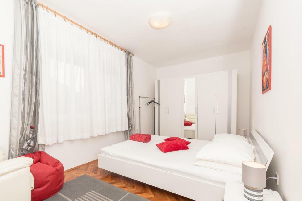 Apartments Karla Crikvenica Ngoại thất bức ảnh